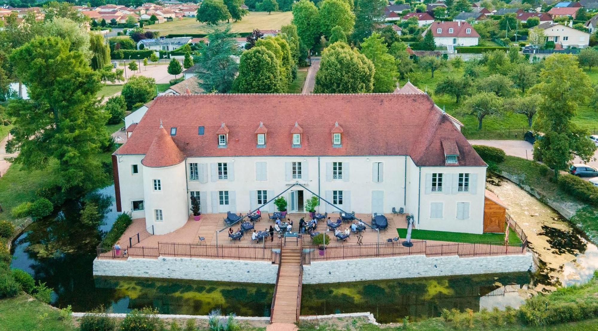 Chateau Du Bost - Teritoria Bellerive-sur-Allier Exterior foto